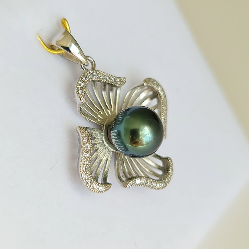 Fleur - Pendentif Argent Rhodié et Perle de Tahiti