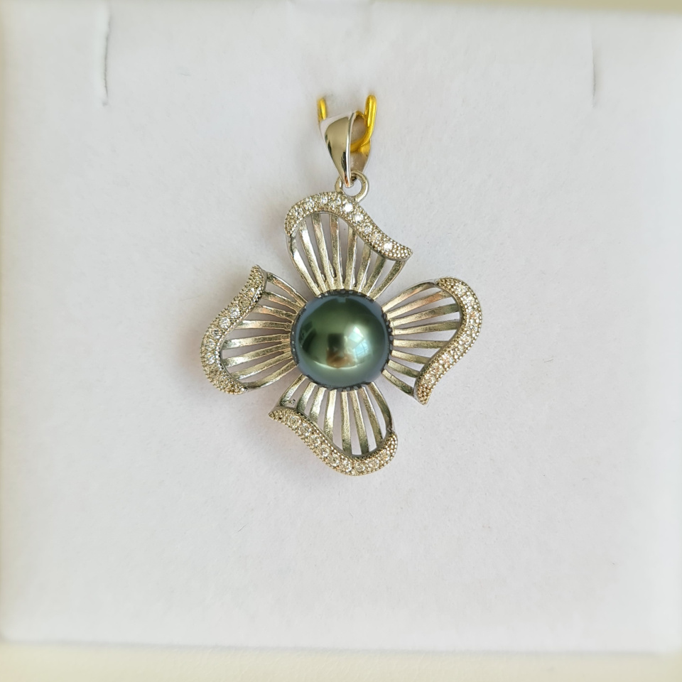 Fleur - Pendentif Argent Rhodié et Perle de Tahiti