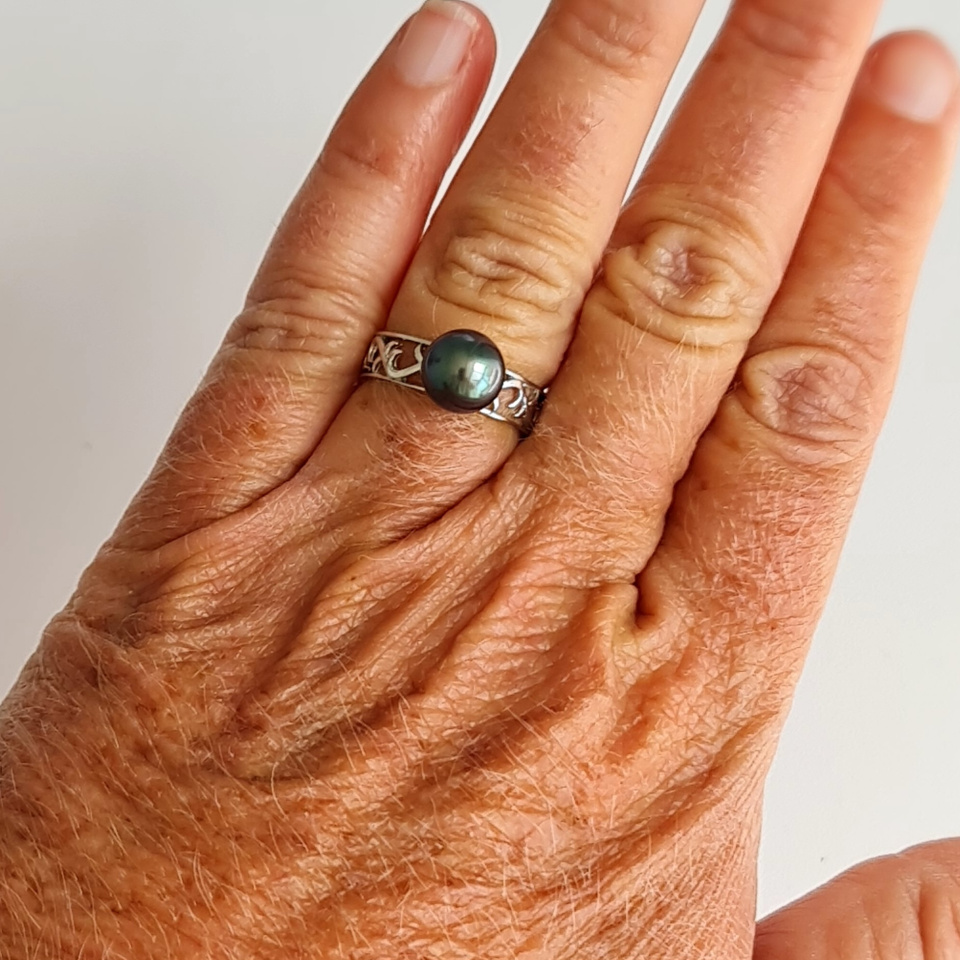 Herenui - Bague Argent Rhodié et Véritable Perle de Tahiti