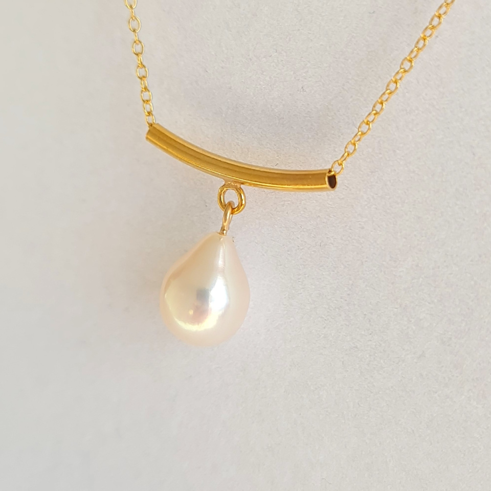 Goutte d'Ô - Collier or laminé 14 carats et Véritable Perle d'Eau Douce