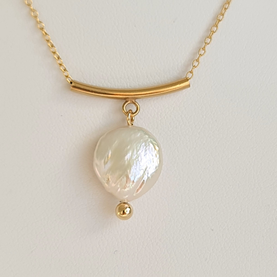 Soleil d'Eté - Collier or laminé 14 carats et Véritable Perle d'Eau Douce